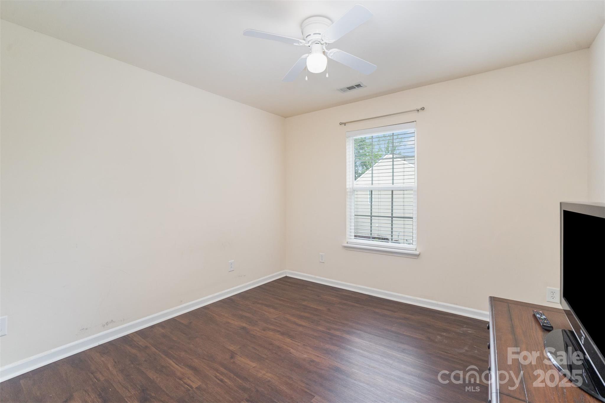 Charlotte Pines - Residential