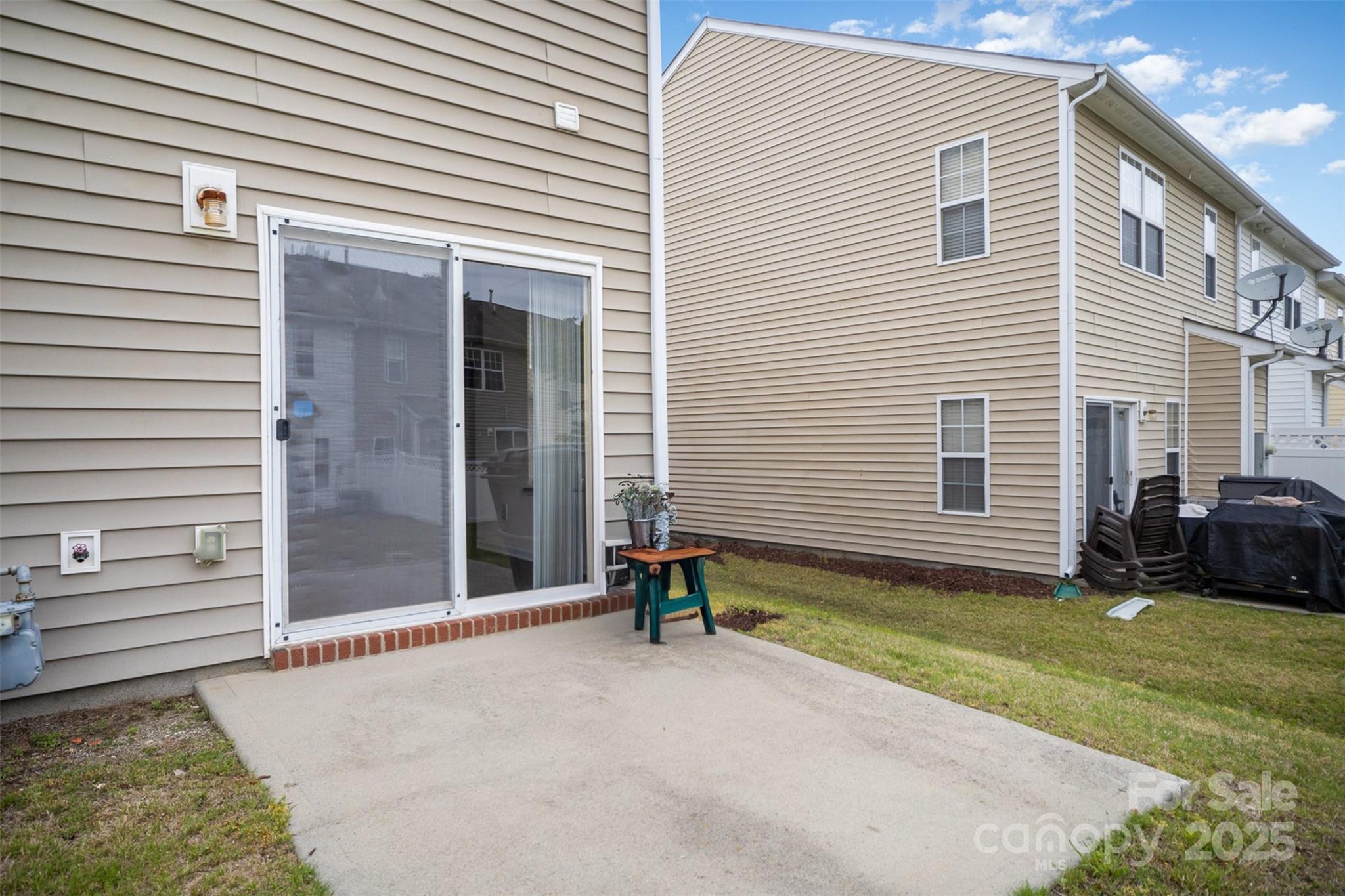 Charlotte Pines - Residential