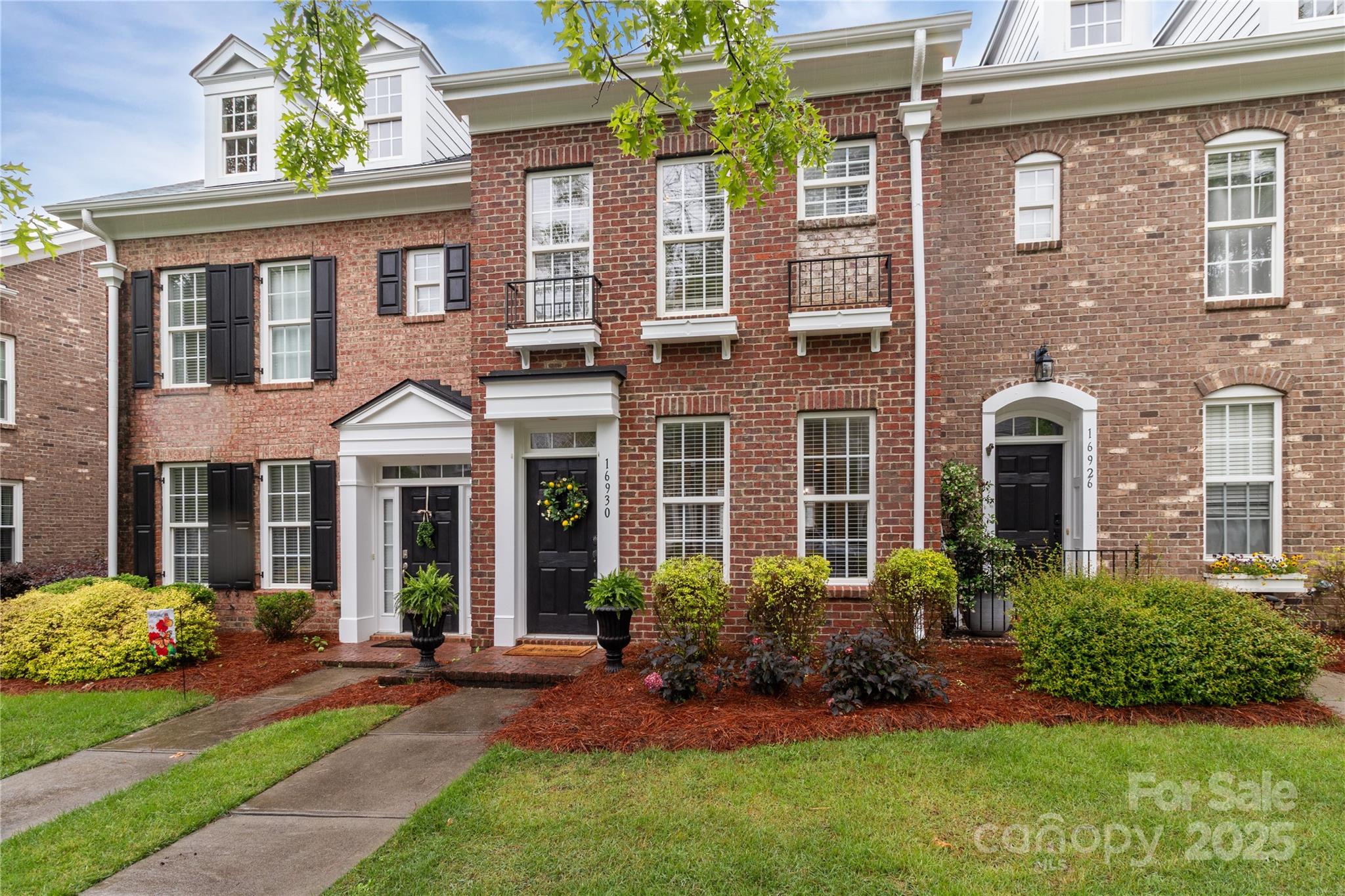 16930 Summers Walk Boulevard
