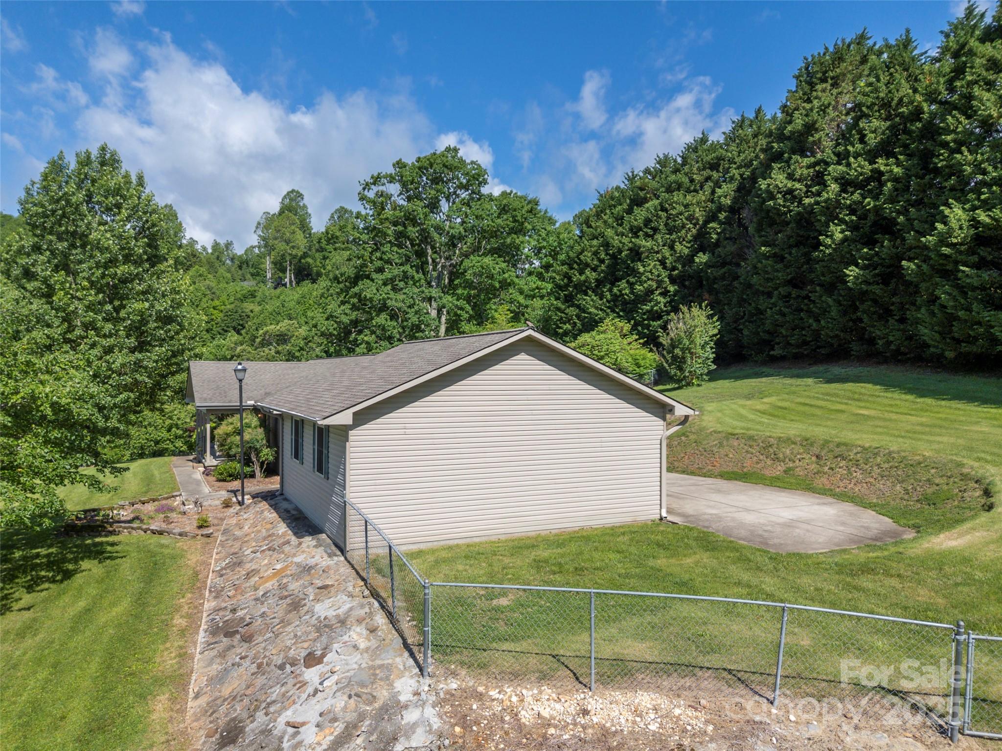 418 Mountain Page Road