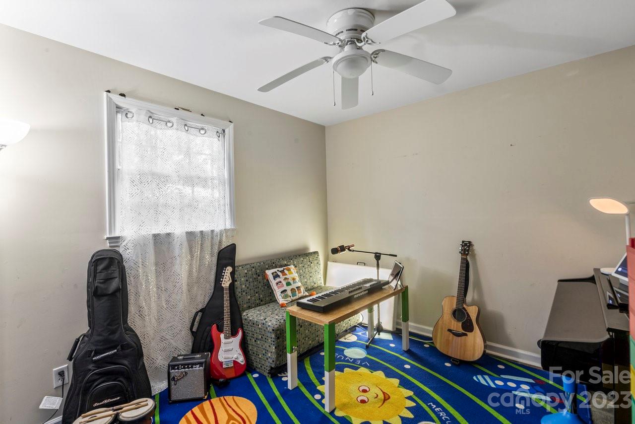 Beverly Woods - Residential