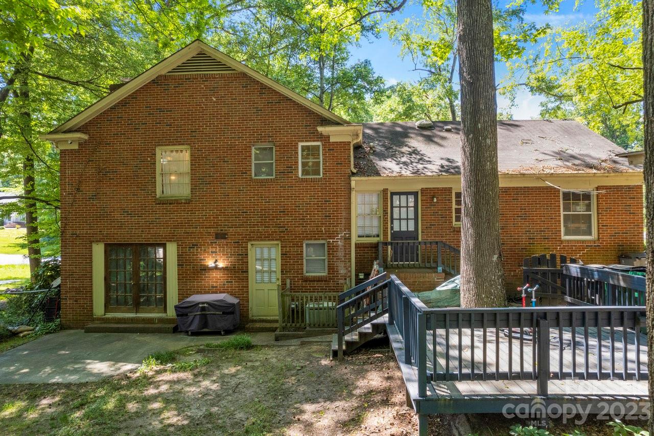 Beverly Woods - Residential