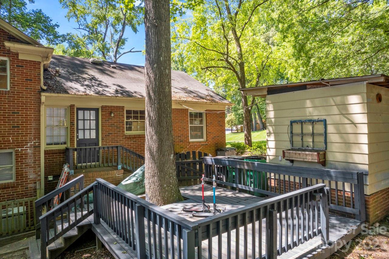 Beverly Woods - Residential