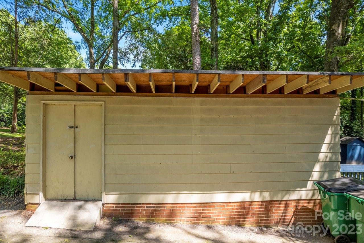 Beverly Woods - Residential