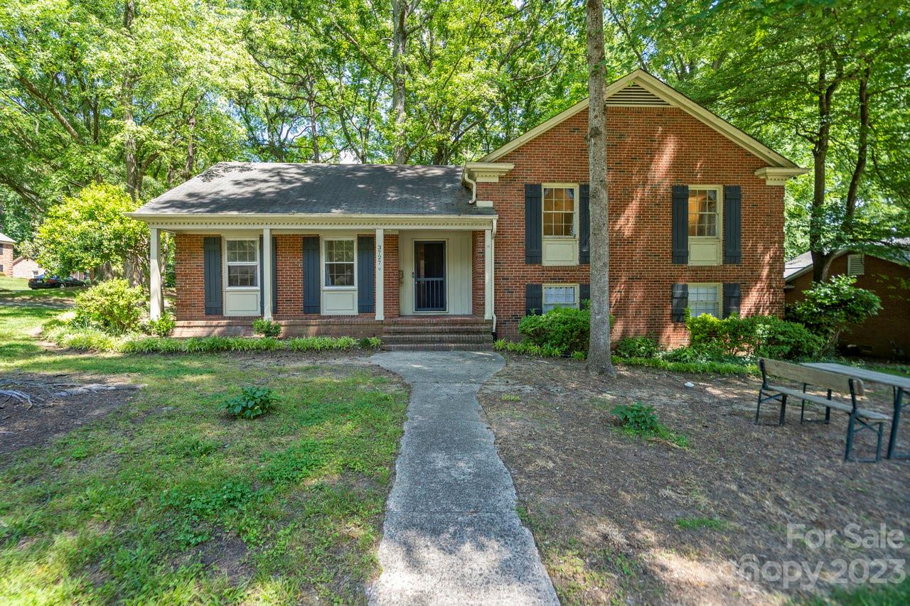 Beverly Woods - Residential