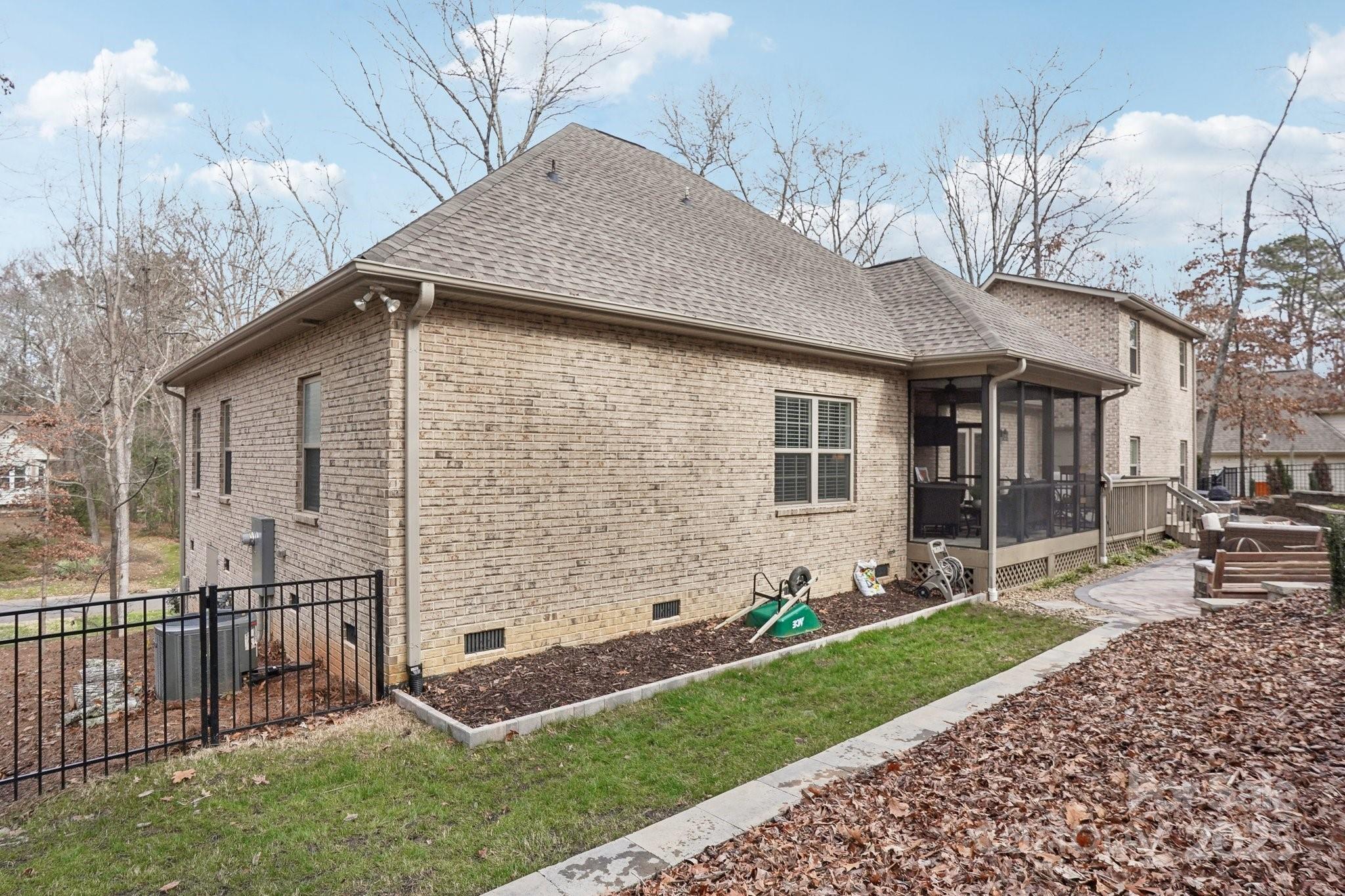 River Hills - Residential