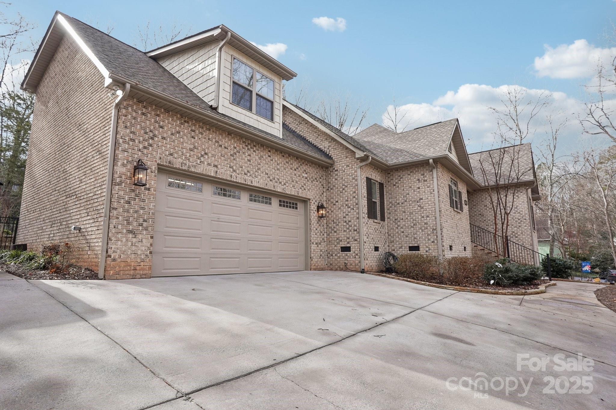 River Hills - Residential