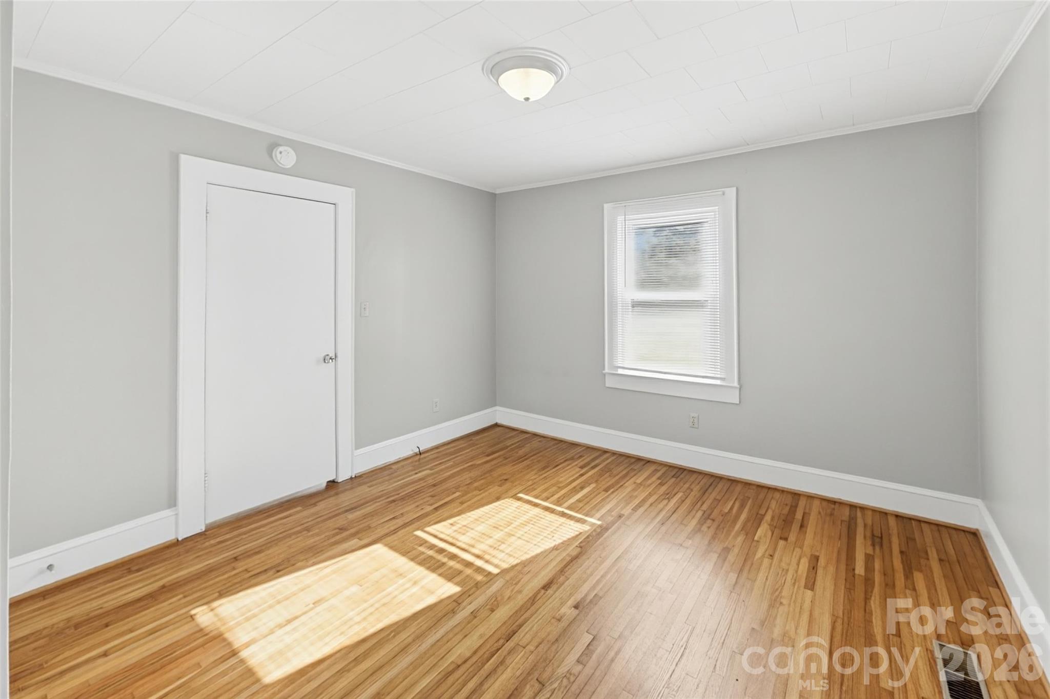 156 Wilson Street NE 4