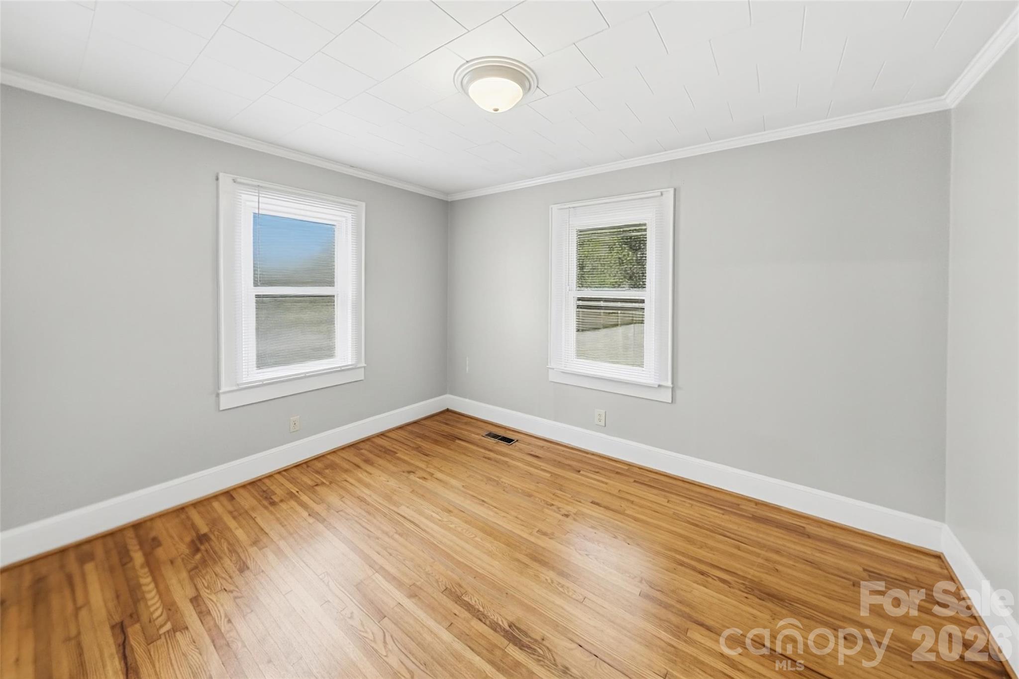 156 Wilson Street NE 4