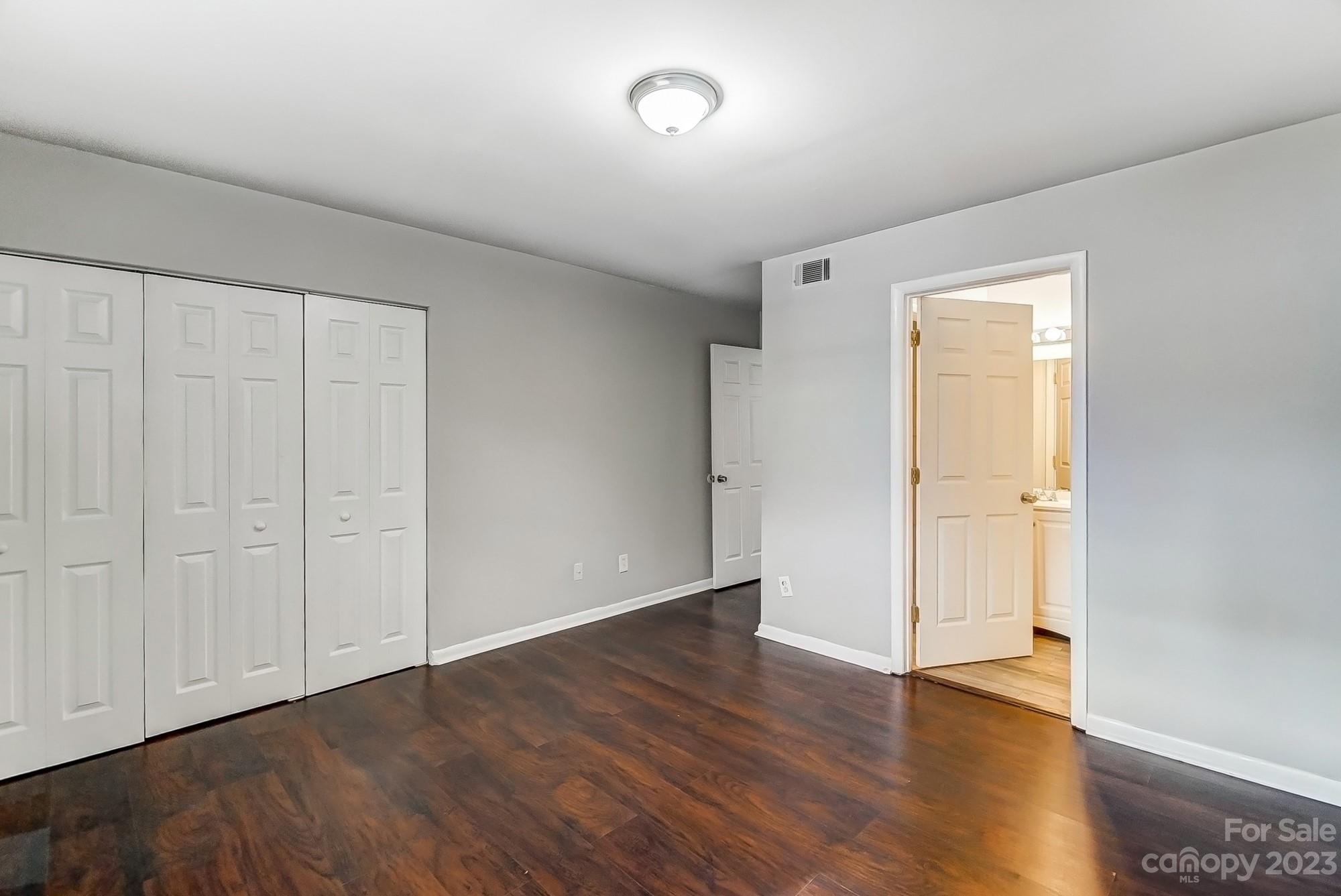 Pawtuckett on The Green - Residential