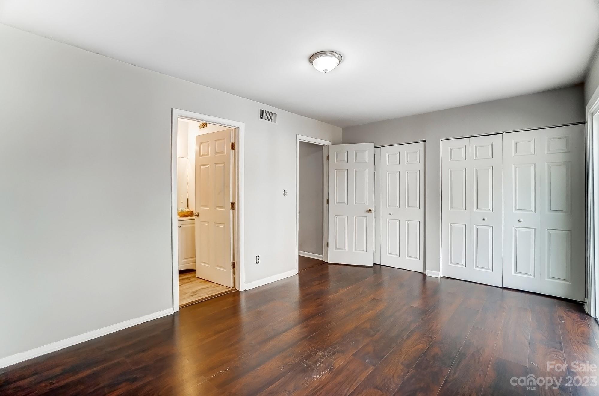 Pawtuckett on The Green - Residential