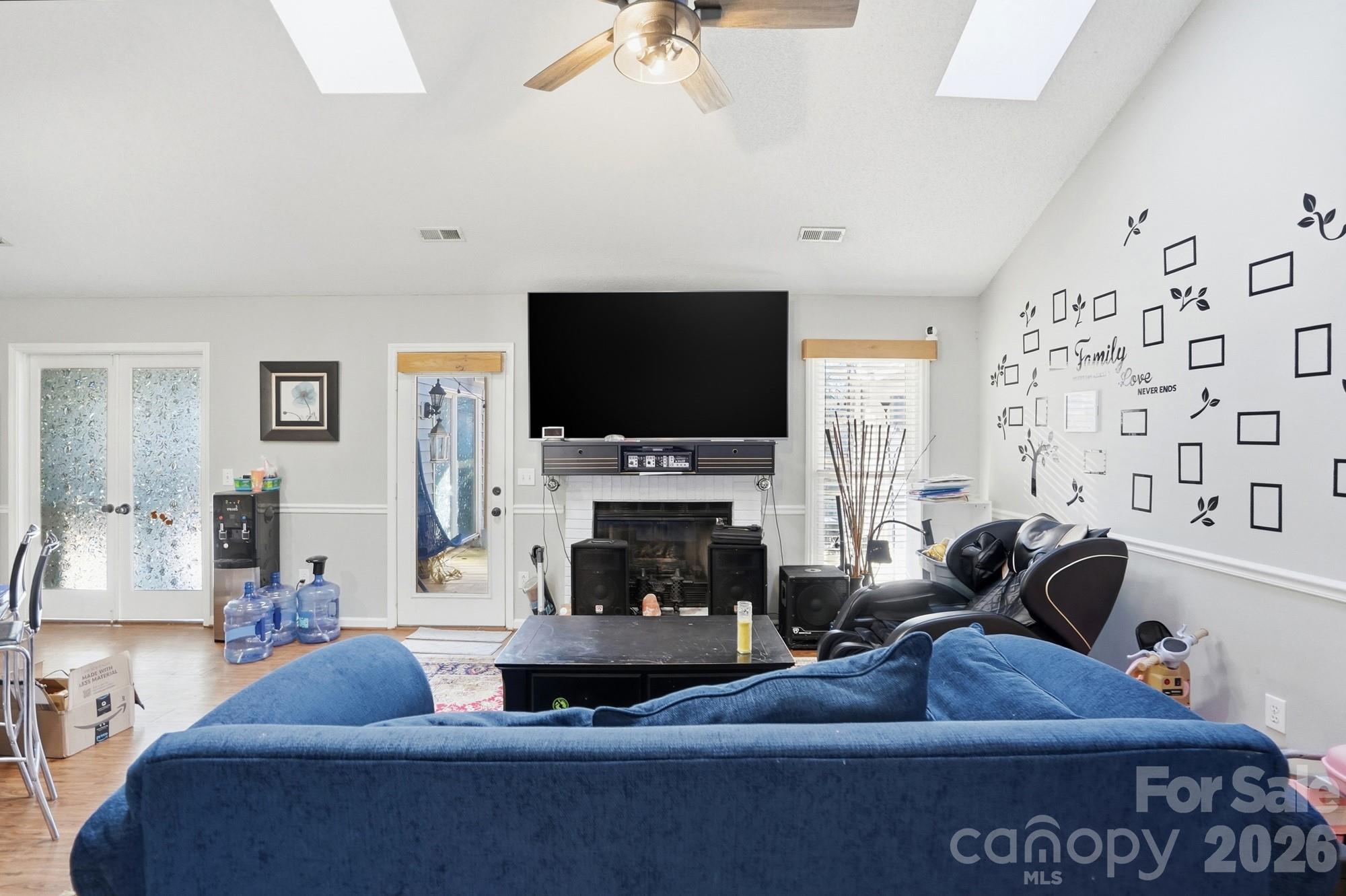 165 Edgewater Drive NW