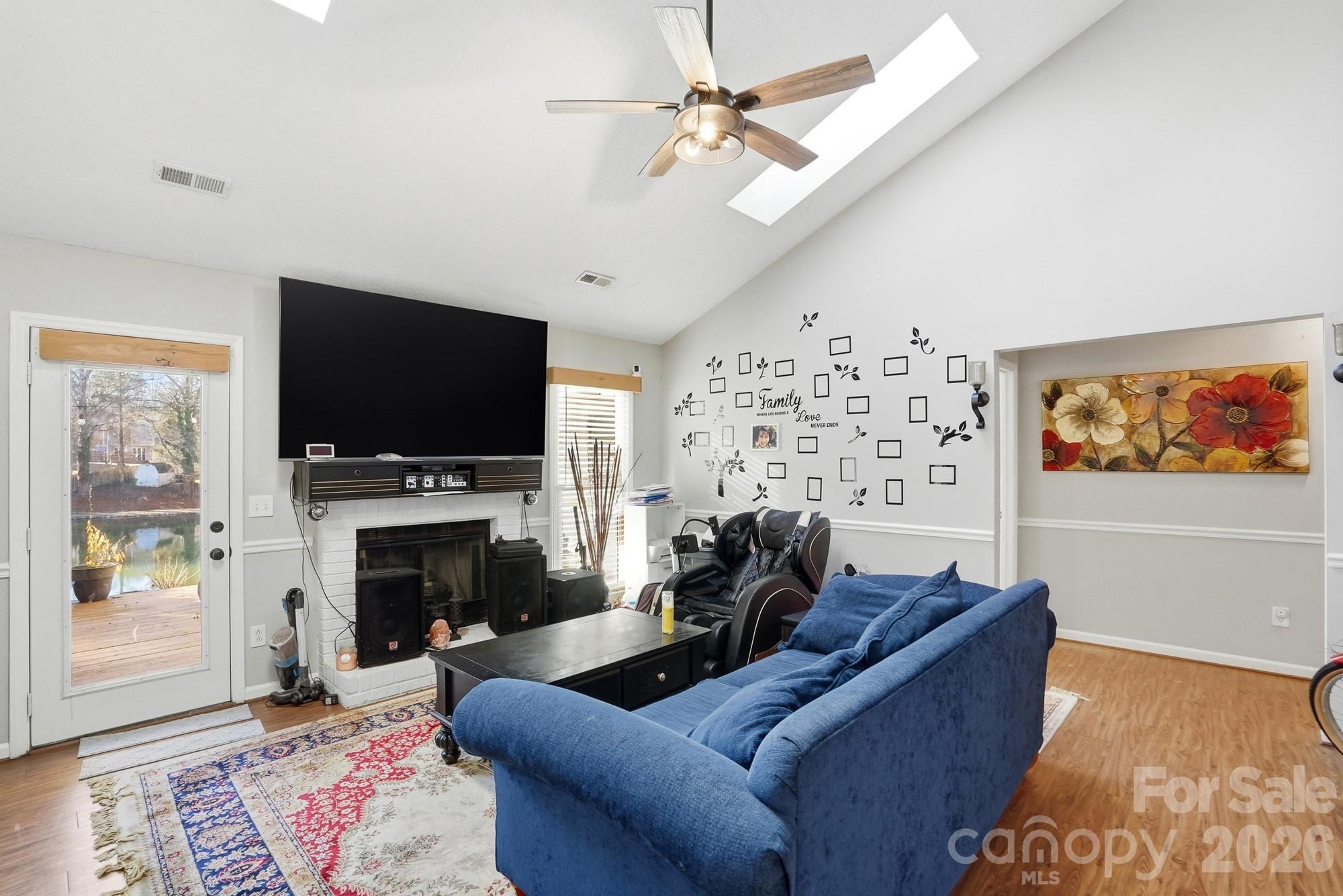 165 Edgewater Drive NW