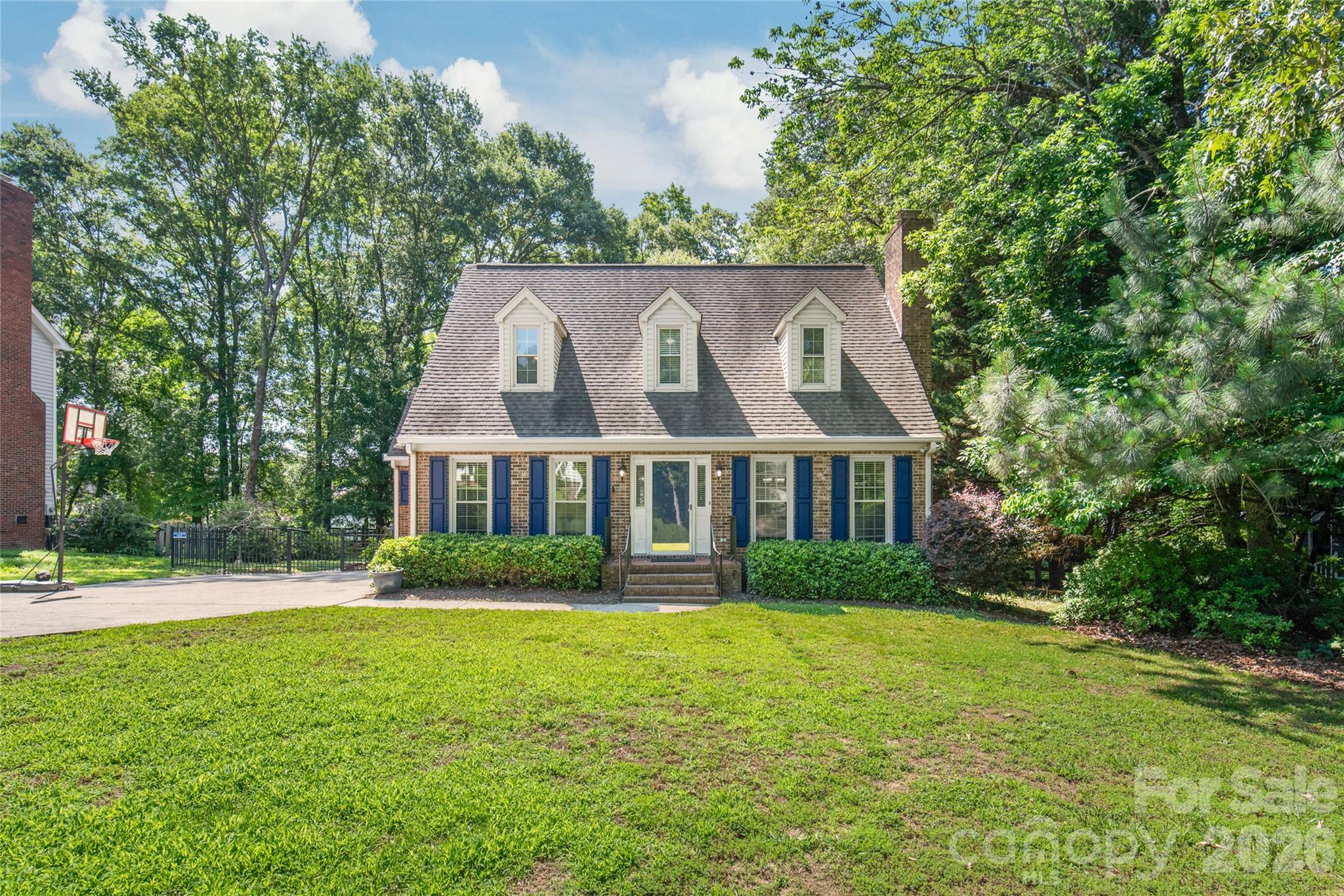 3216 Hitching Post Lane
