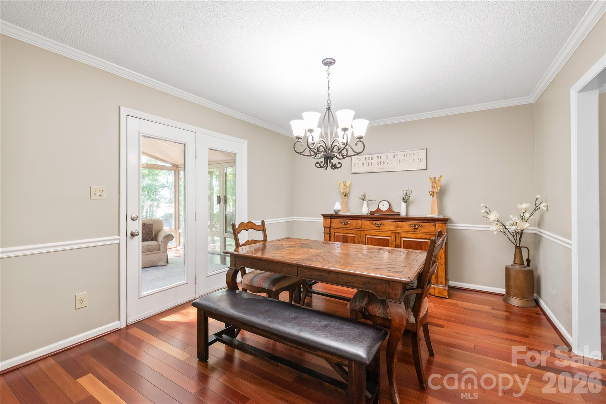 3216 Hitching Post Lane