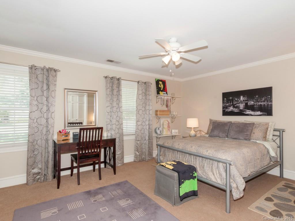 Rolling Hills - Residential