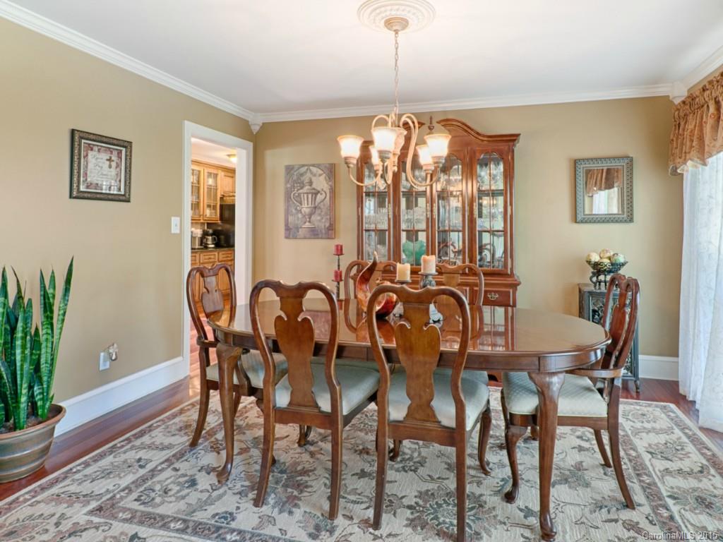 Rolling Hills - Residential