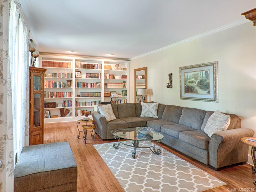 Rolling Hills - Residential