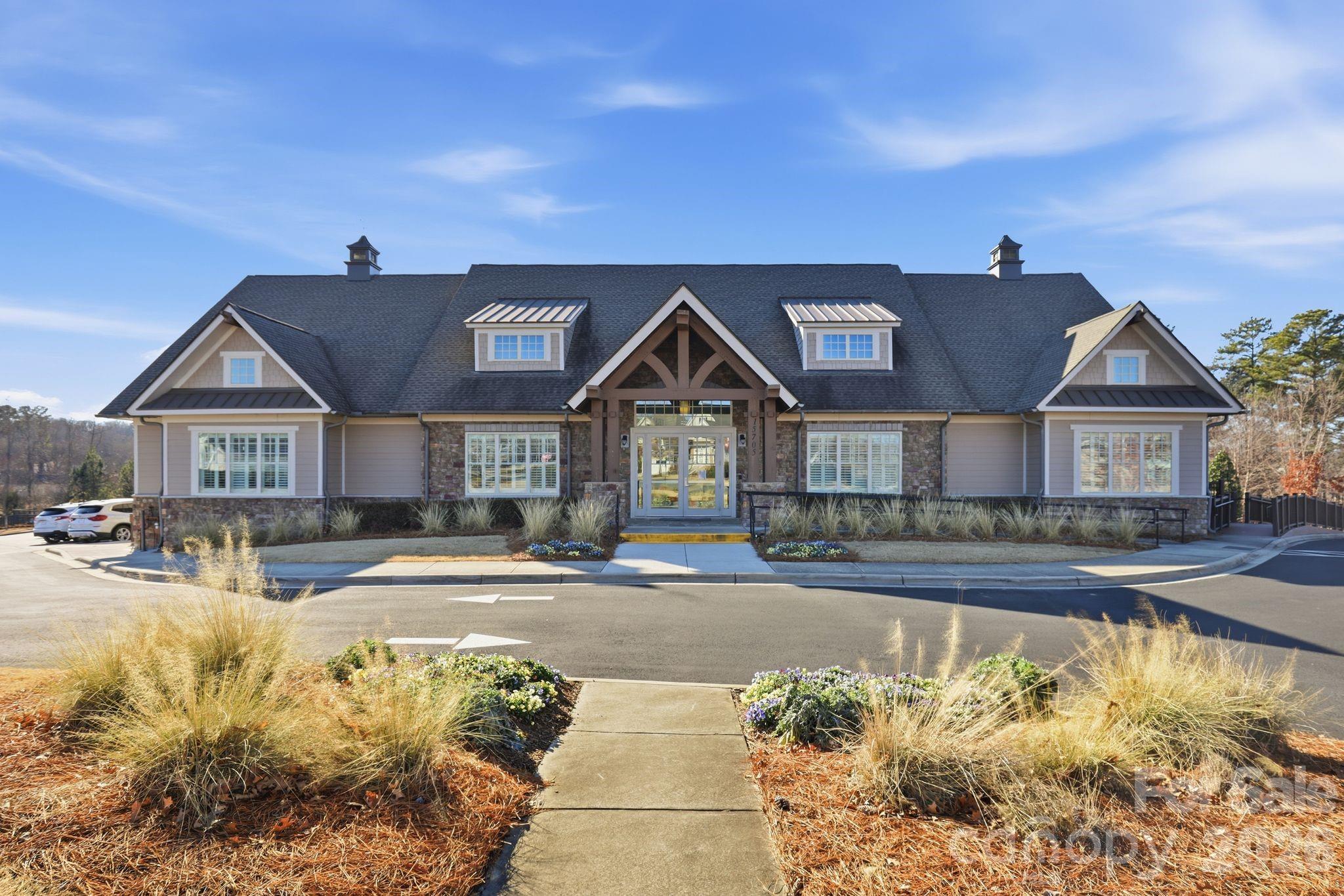 Regency at Palisades - Residential