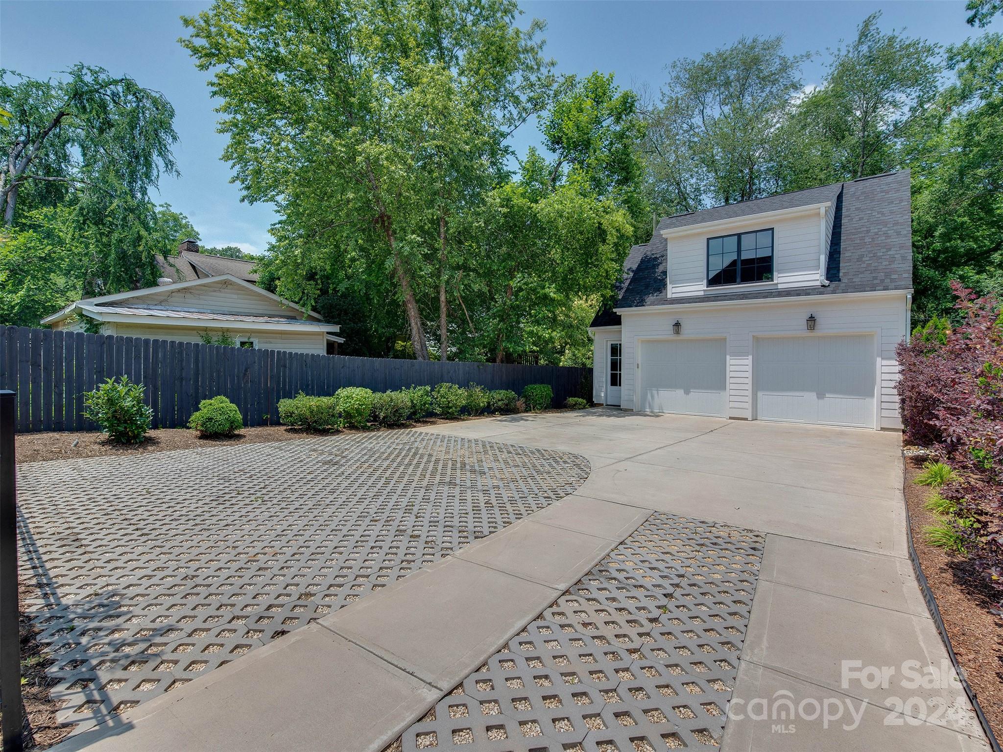 Myers Park - Residential