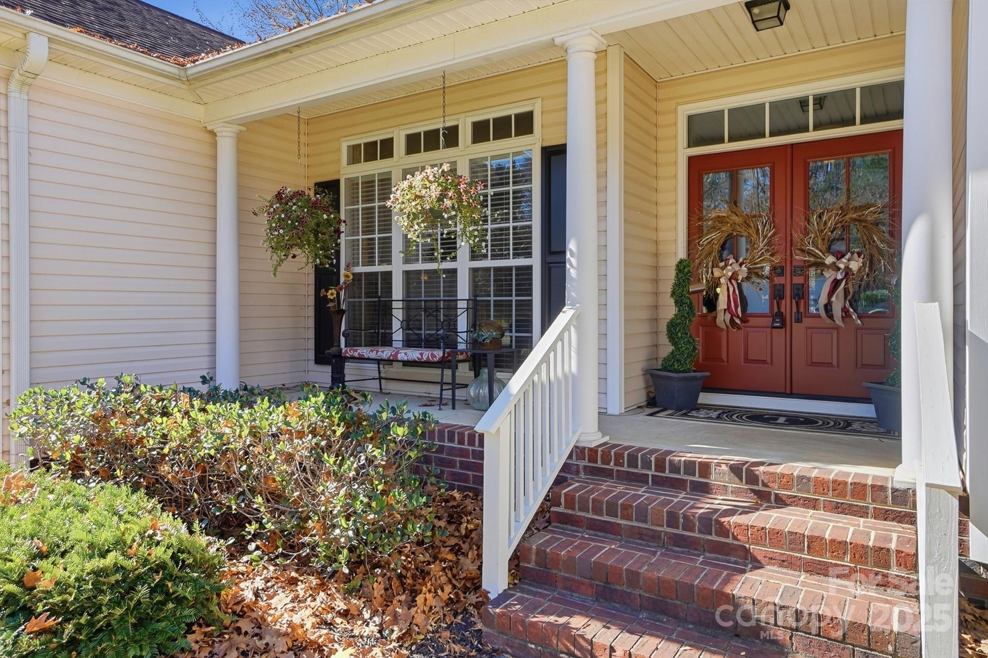 11648 Crossroads Place