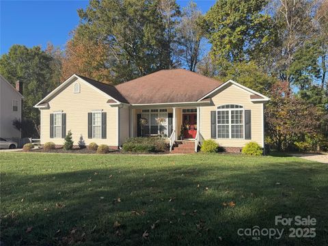 Photo of 11648 Crossroads Place, Concord, NC 28025 (MLS # 4318064)