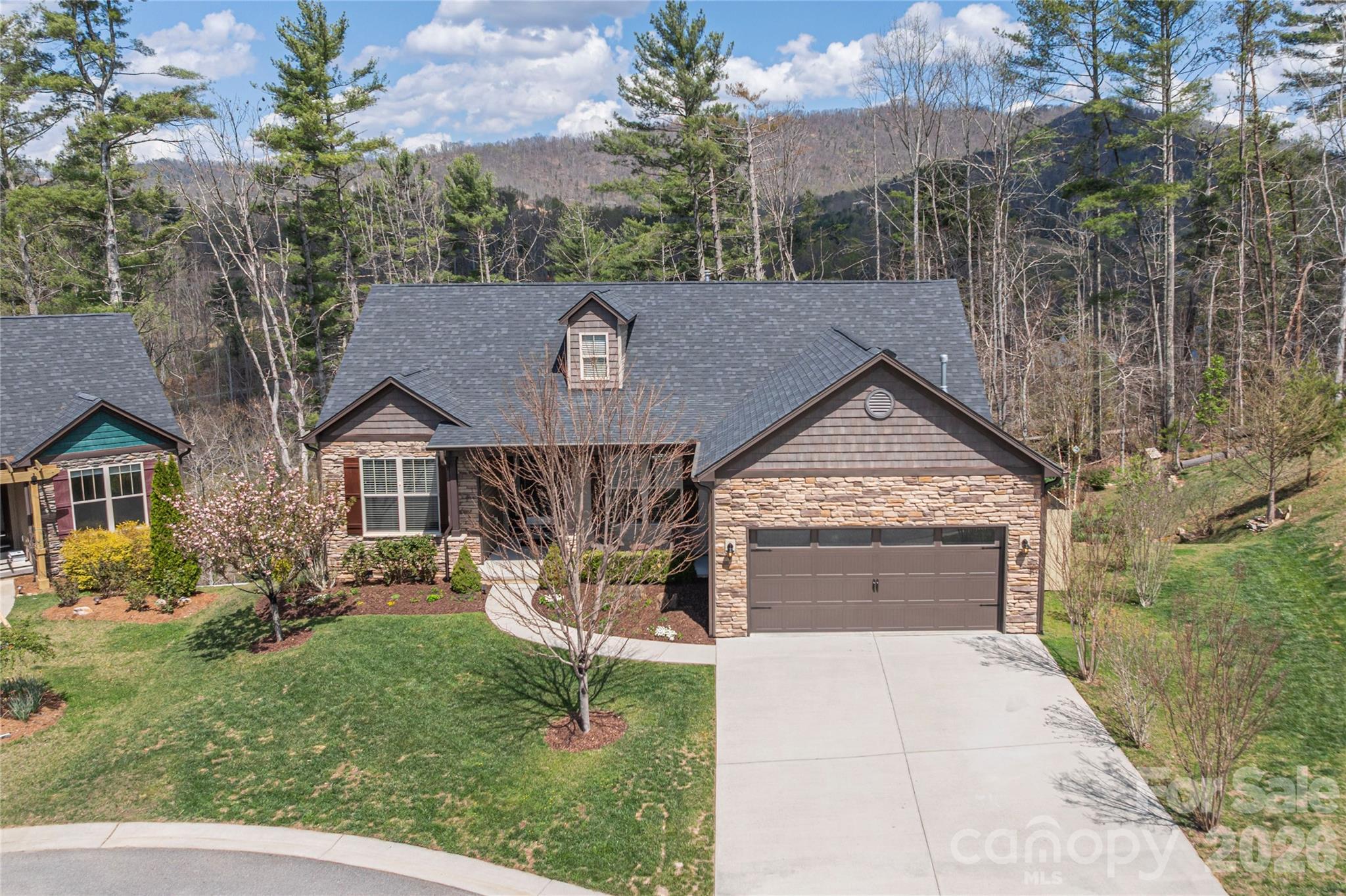 Maple Trace - Residential