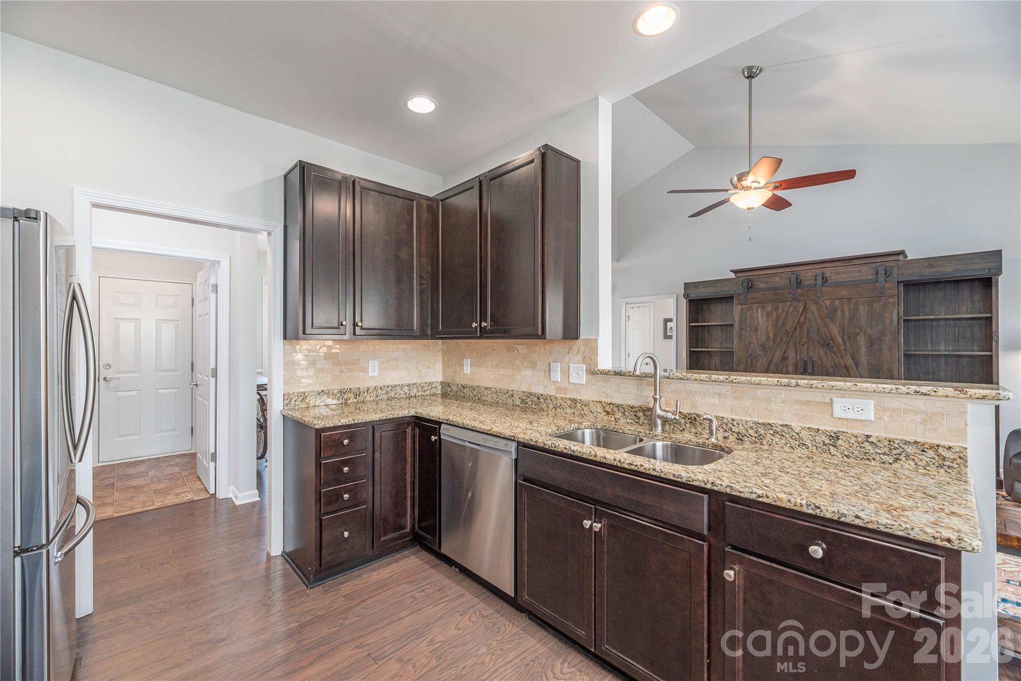 Maple Trace - Residential