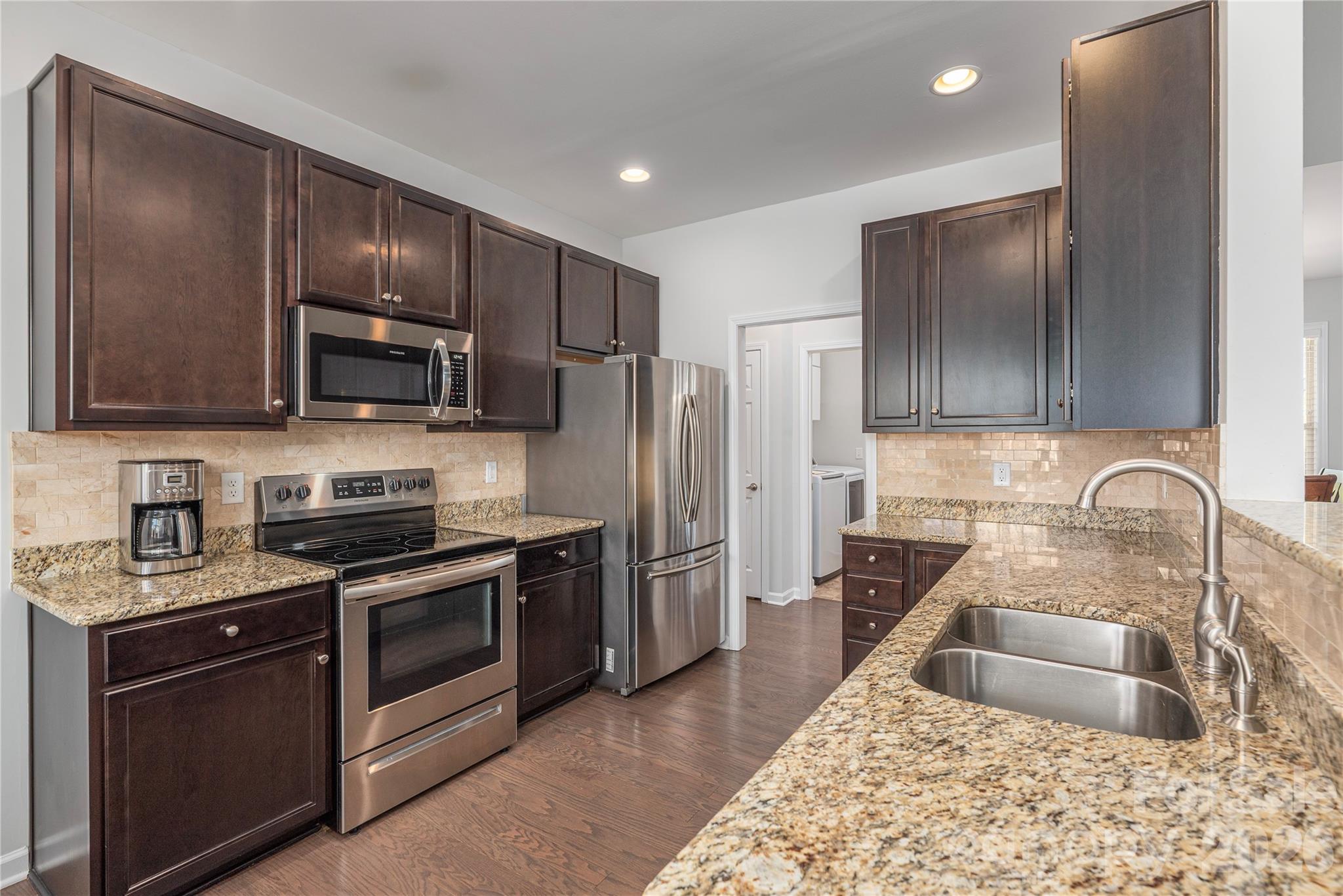 Maple Trace - Residential