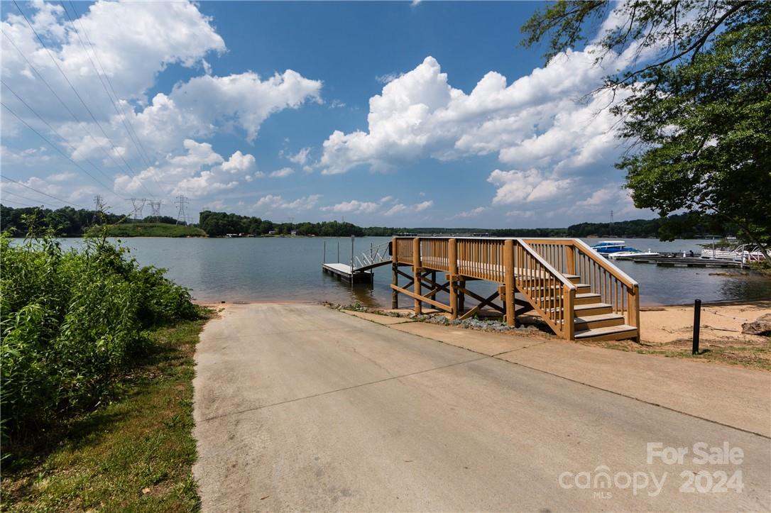 Mt Isle Harbor - Residential