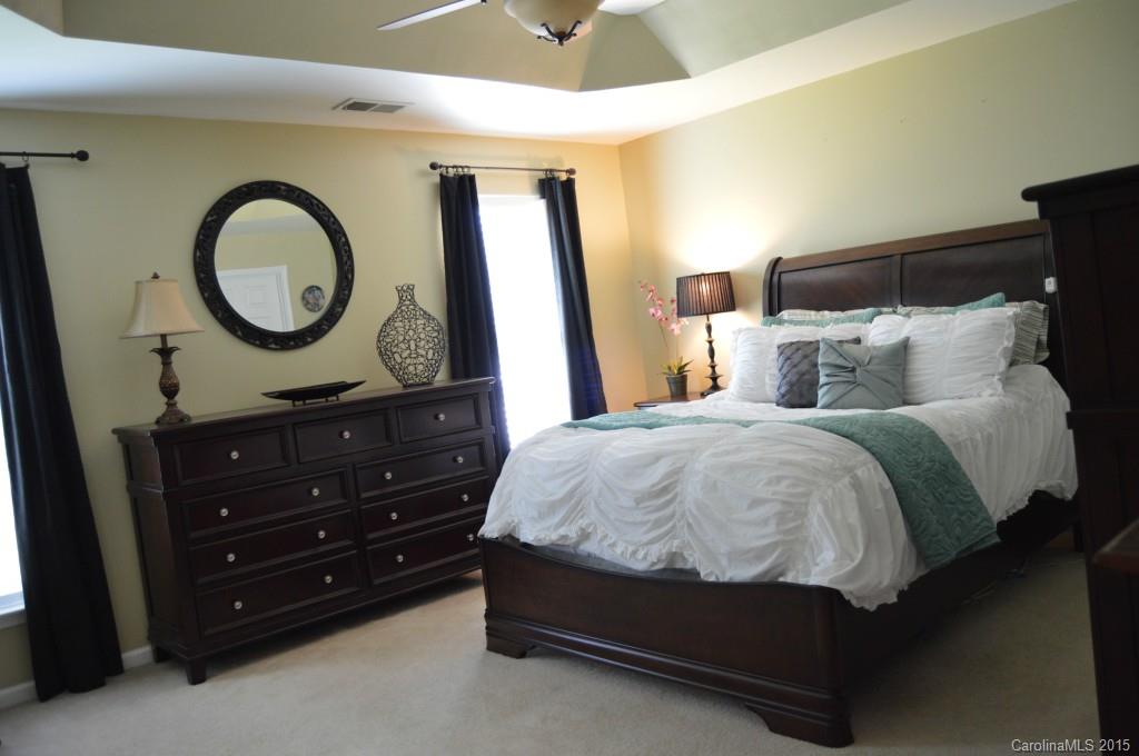 Autumn Cove at Lake Wylie - Residential