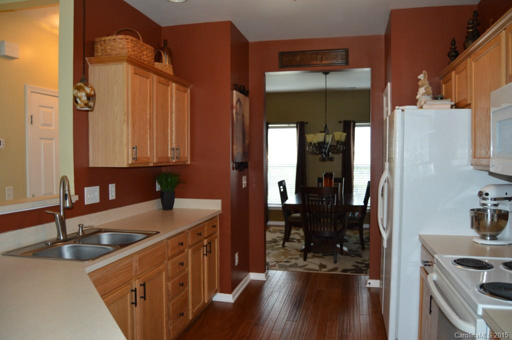 Autumn Cove at Lake Wylie - Residential