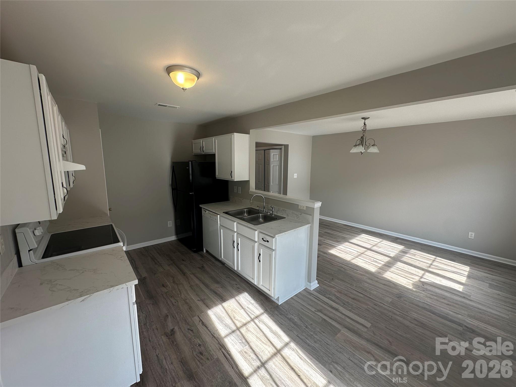 5423 Eneida Sue Drive