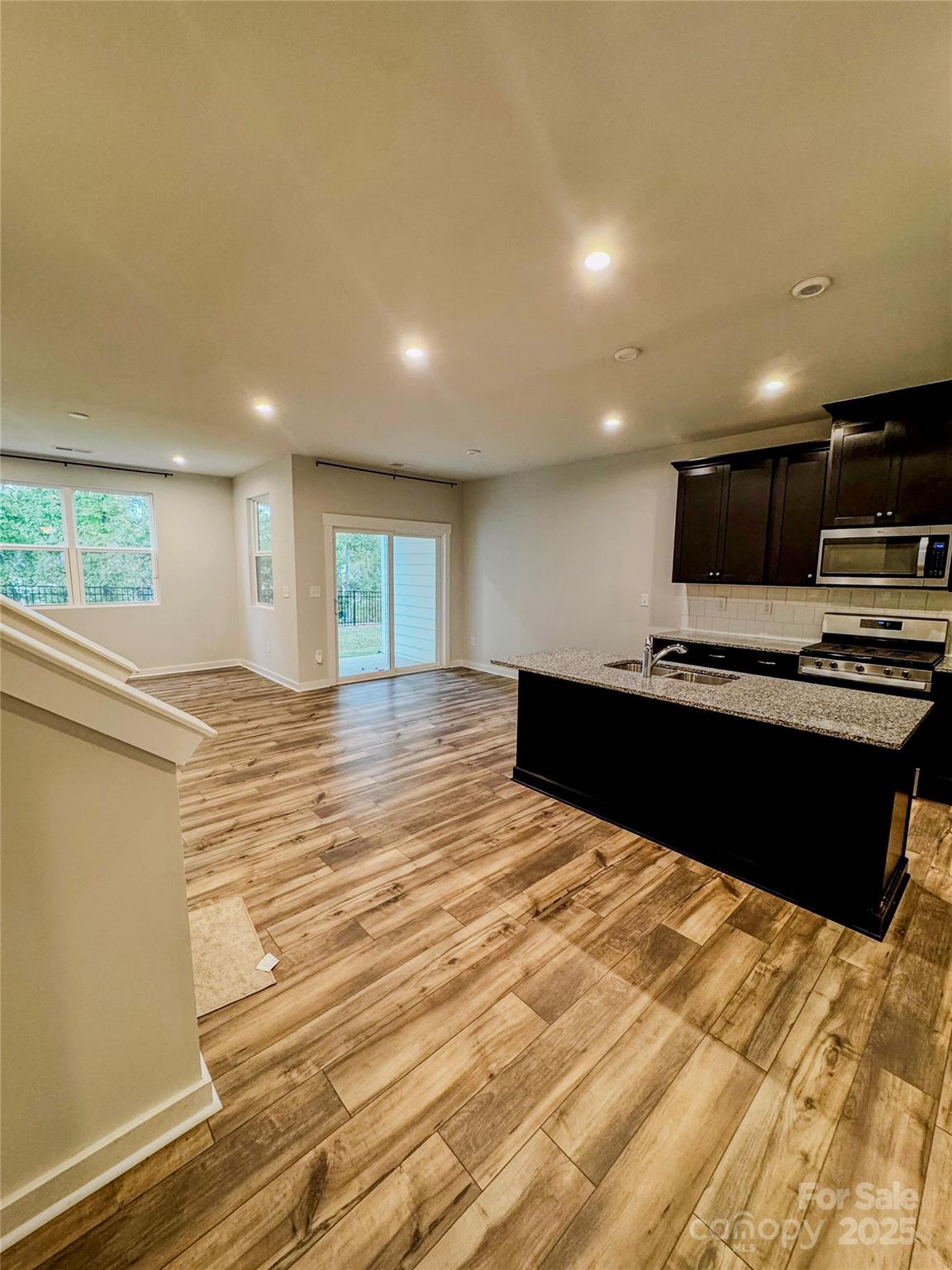 9512 Munsing Drive 165