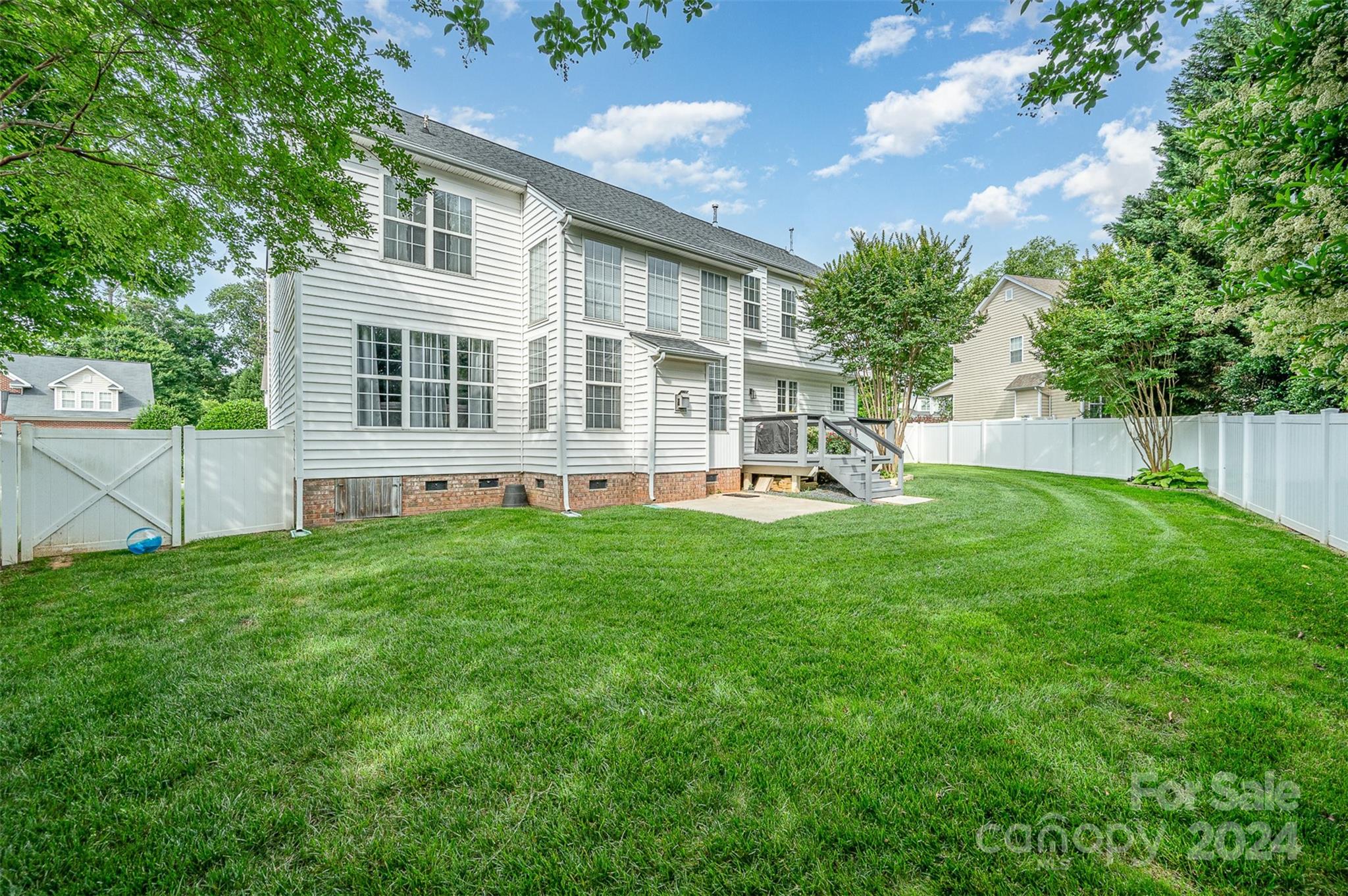 Waterstone - Residential