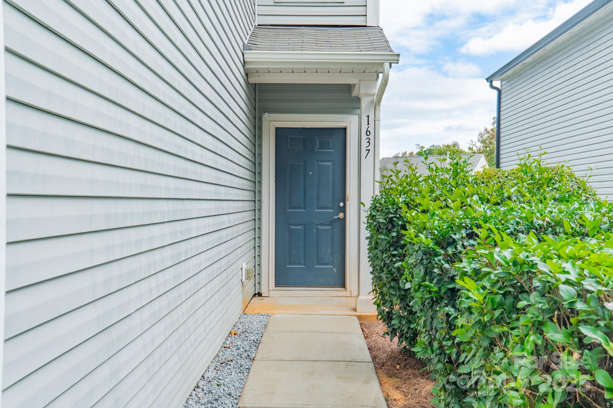 1637 Jakobson Drive