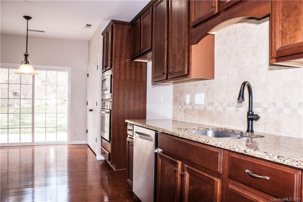 Lake Shore On Lake Wylie - Residential