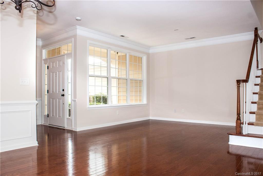 Lake Shore On Lake Wylie - Residential