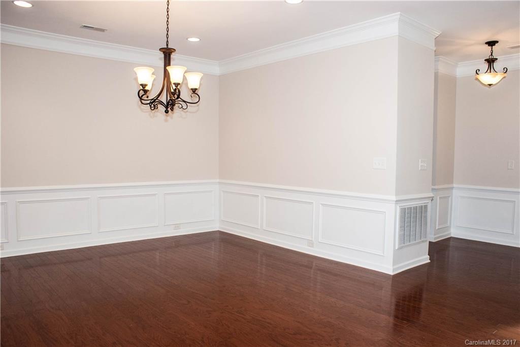 Lake Shore On Lake Wylie - Residential