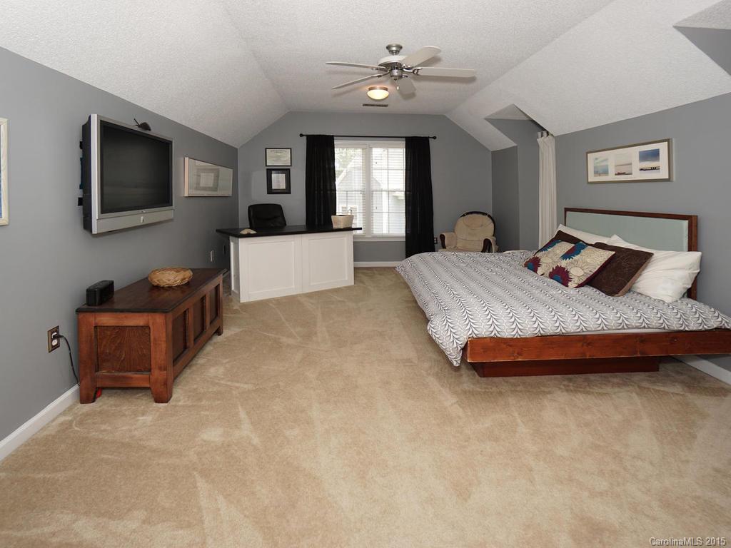 Blue Stone Harbor - Residential