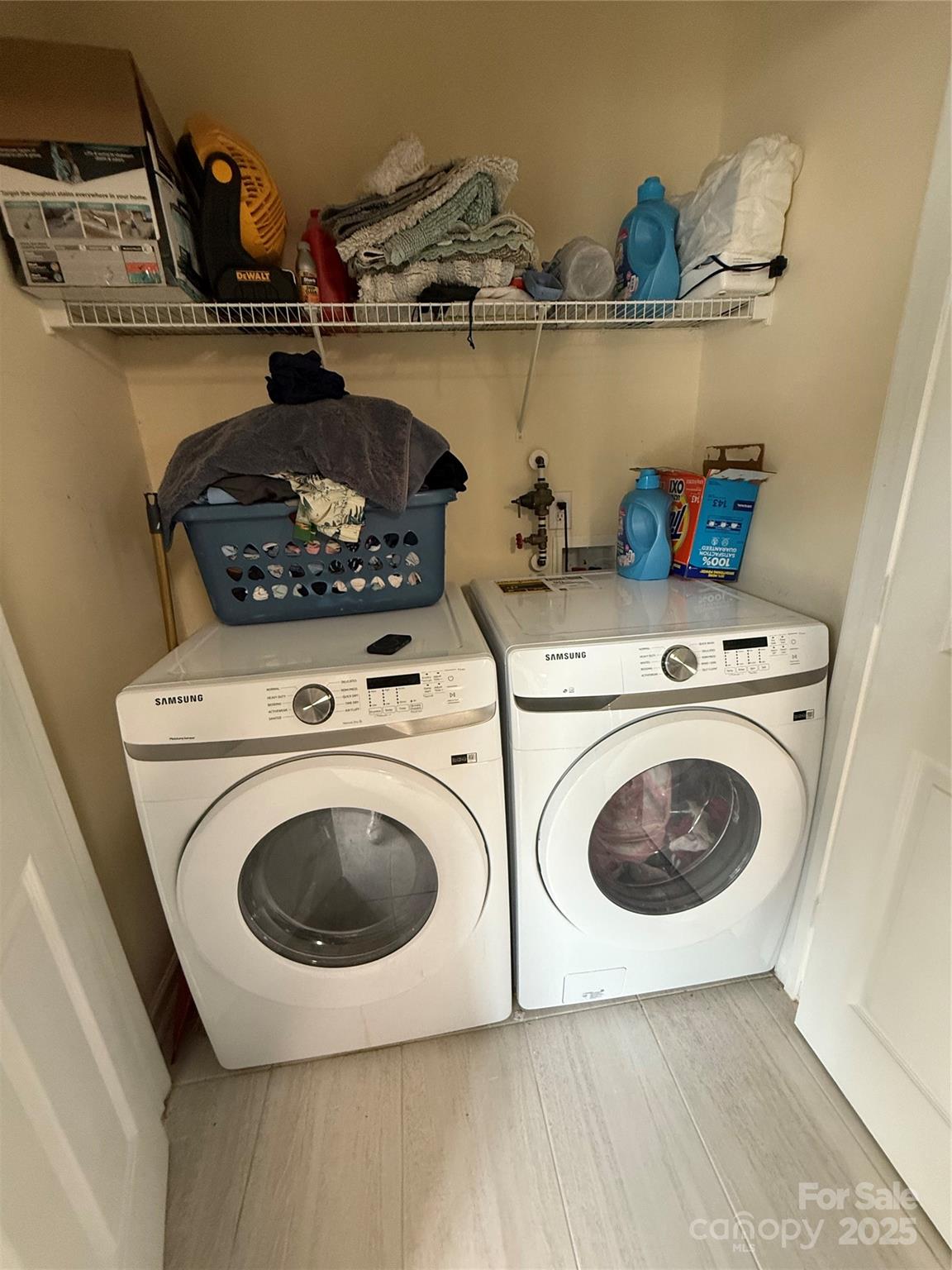 Henderson Oaks - Residential