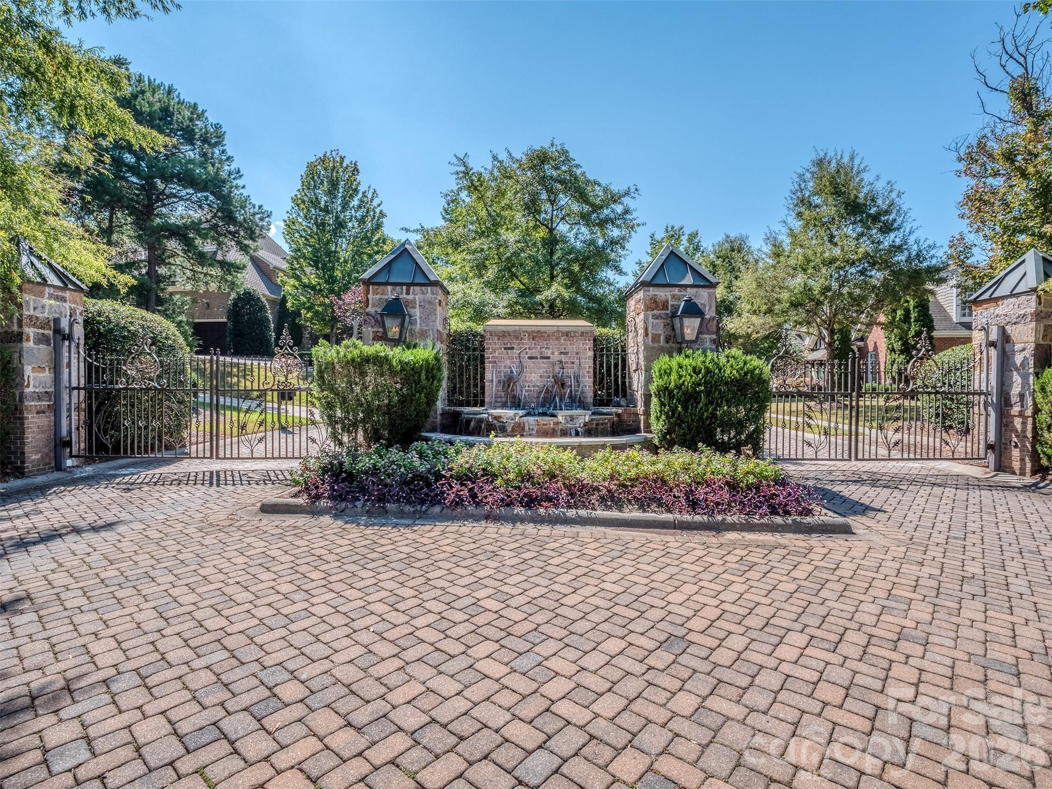 The Palisades - Residential