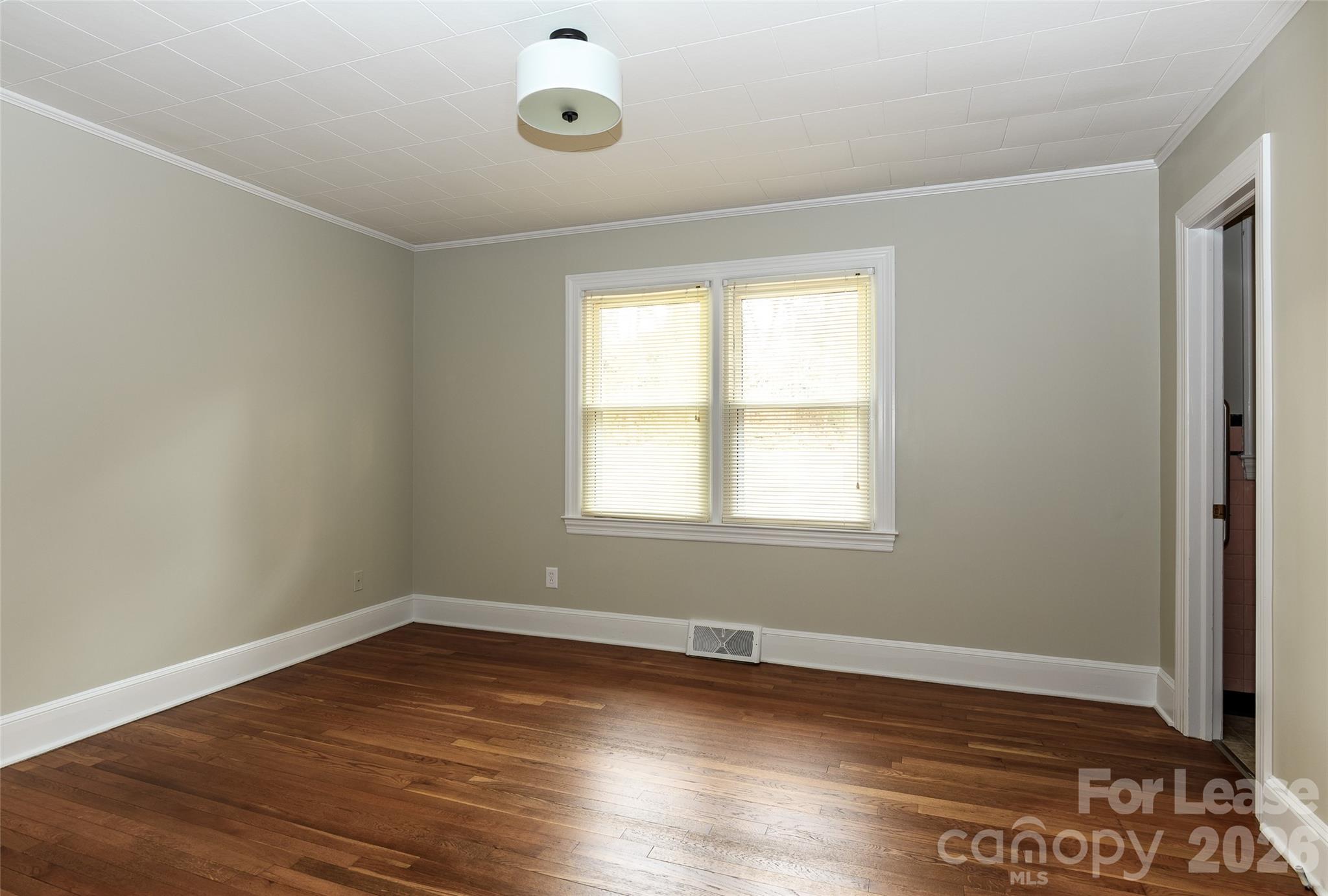 34 Rollingwood Drive