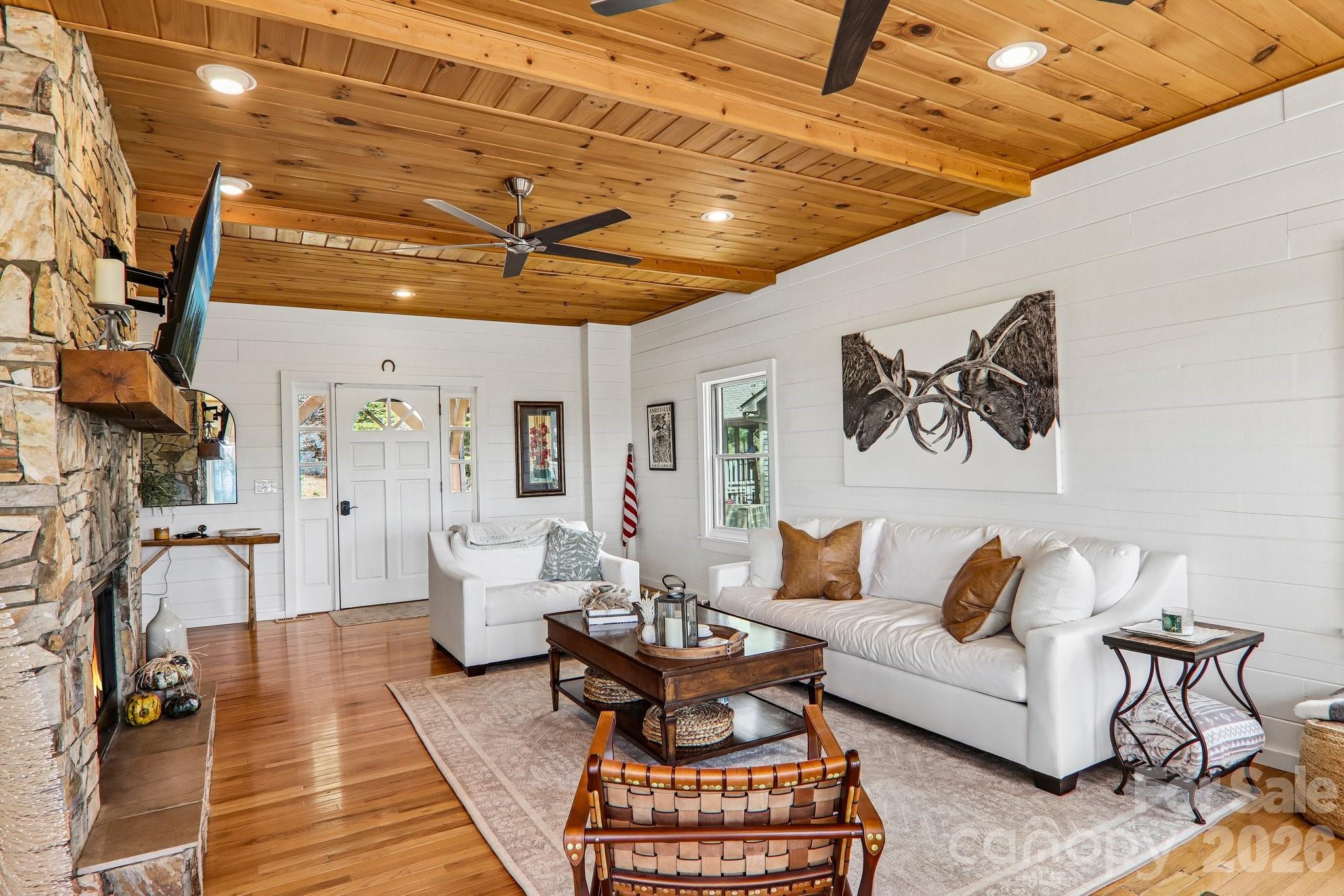 Wolf Laurel - Residential