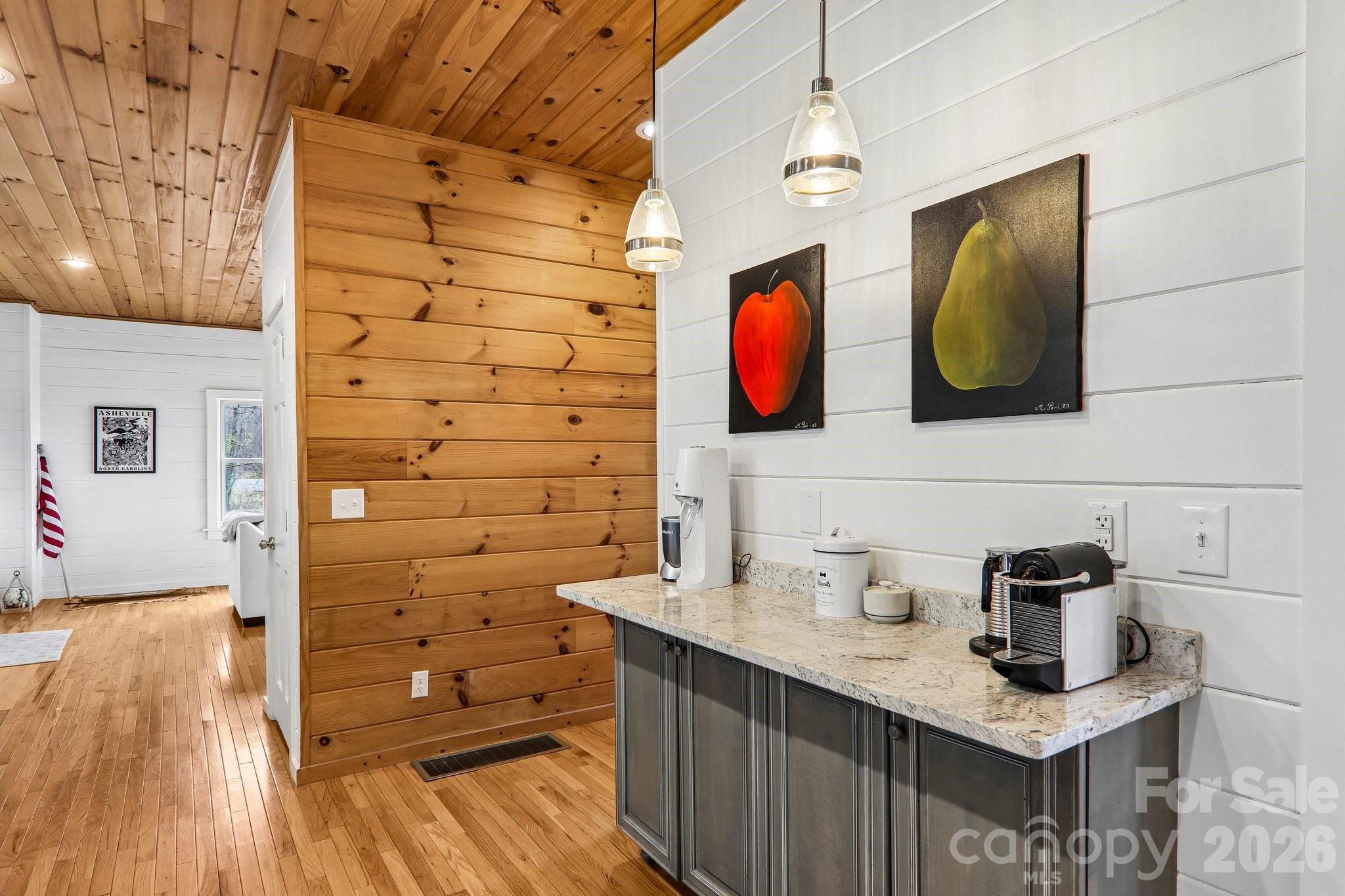 Wolf Laurel - Residential