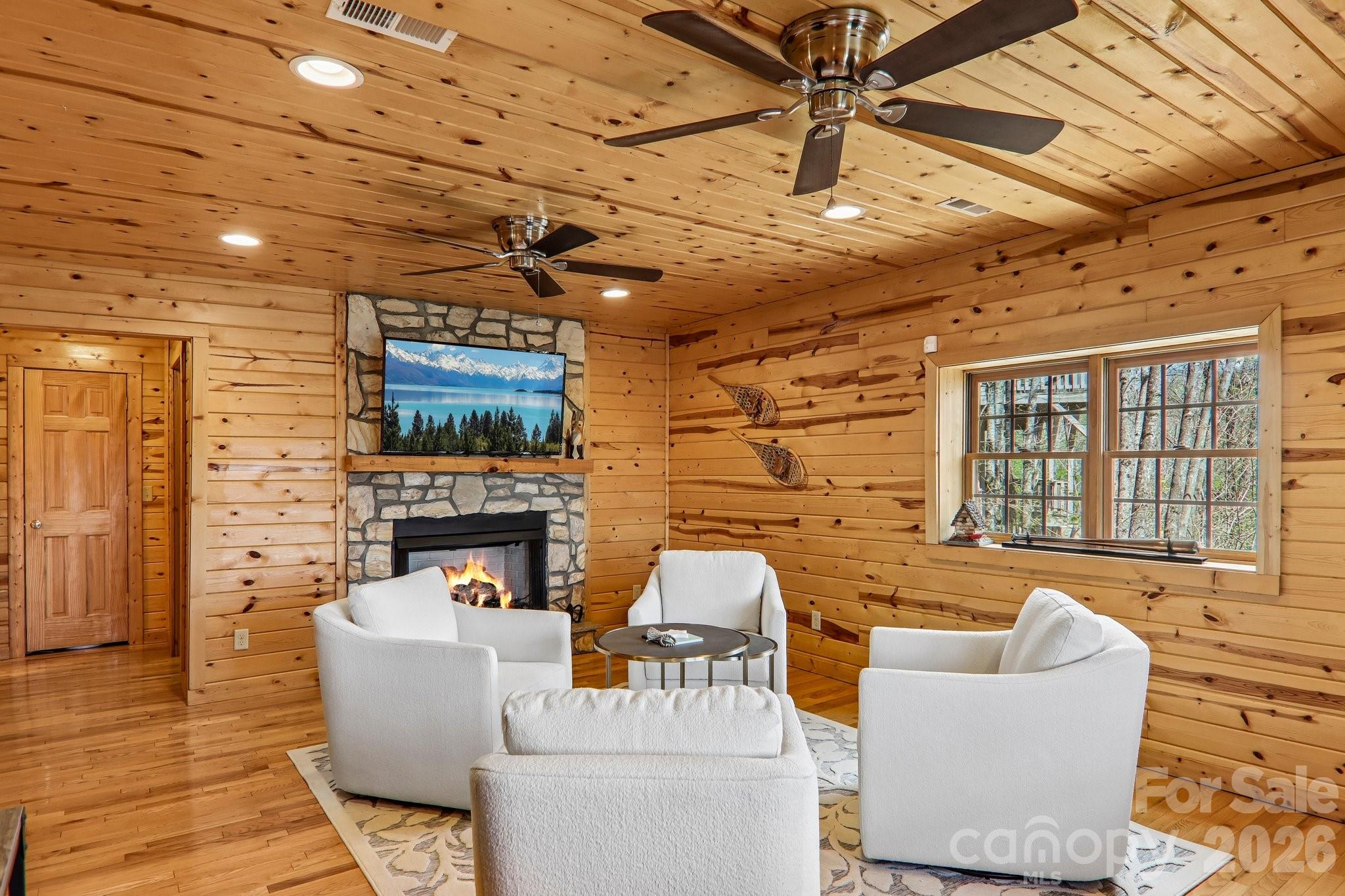 Wolf Laurel - Residential