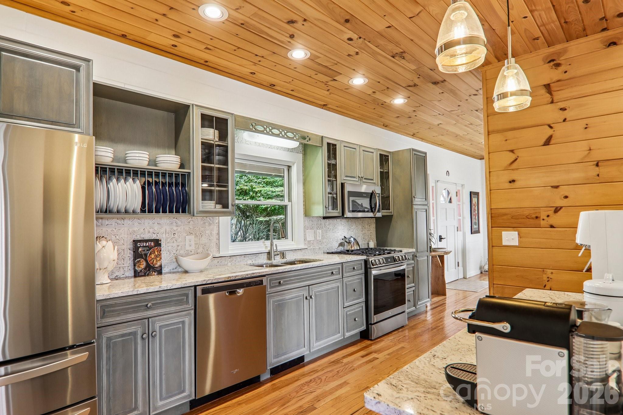 Wolf Laurel - Residential