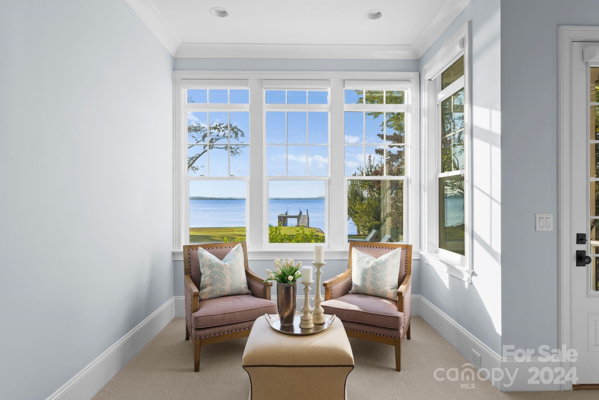 Diane Shores - Residential