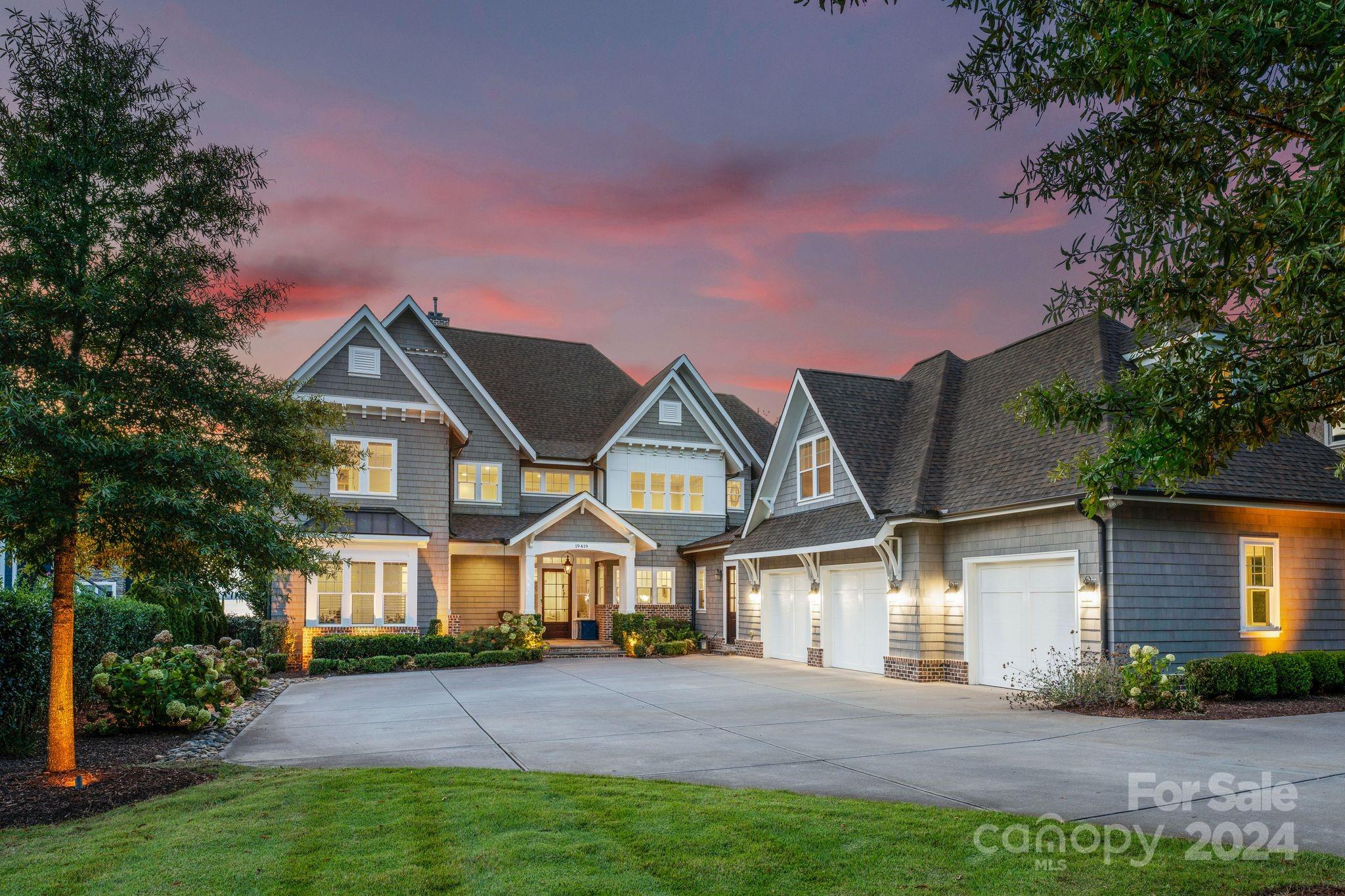 Diane Shores - Residential