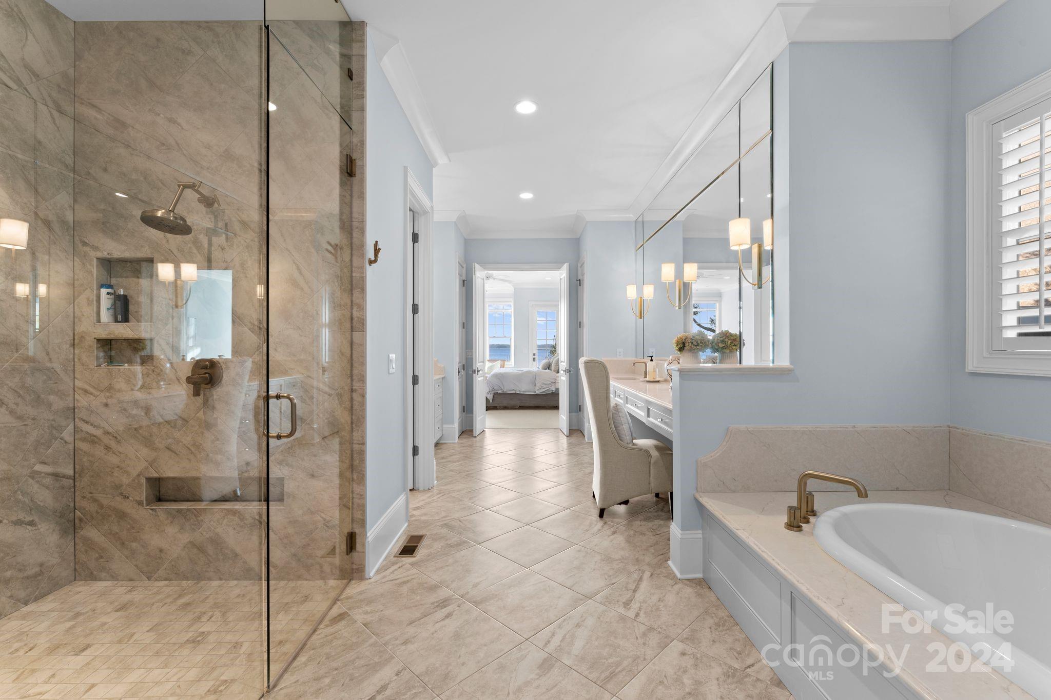 Diane Shores - Residential